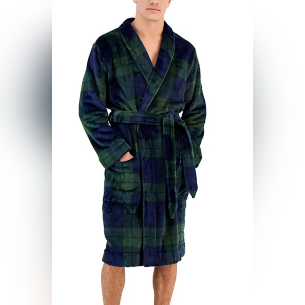 Club Room Green and Blue Plaid RobeClub Room Men’s Plush Pajama Robe Size S/M